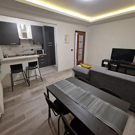 Infinity House Daire Ivrea